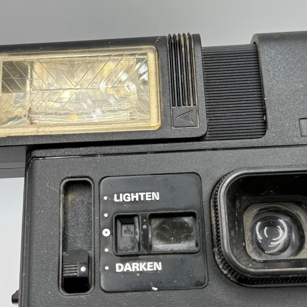 Vintage Kodak‎ Colorburst 250 camera Remaining Film